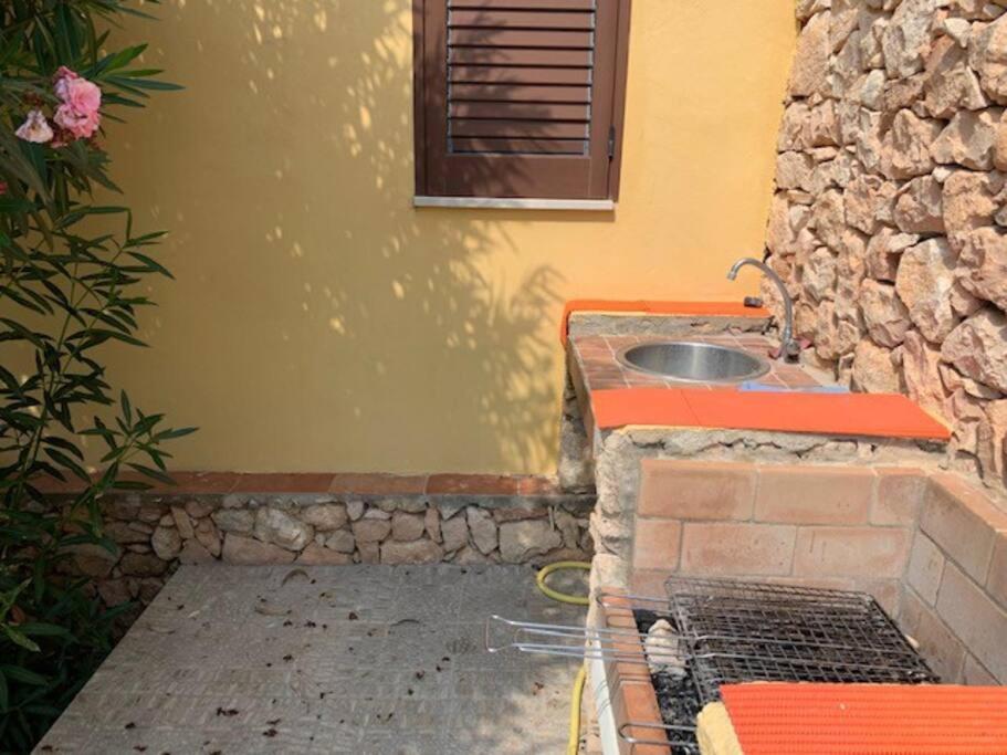 Villa Maveda, Un Dammuso Immerso Nel Verde LMP Exterior foto
