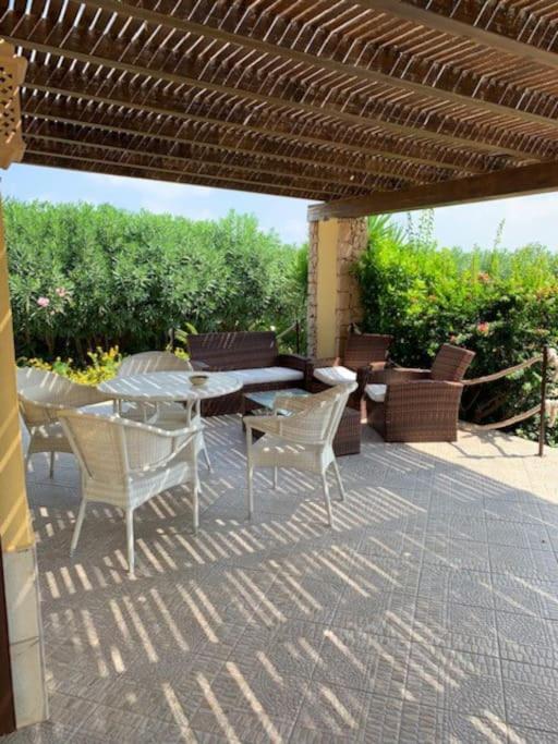 Villa Maveda, Un Dammuso Immerso Nel Verde LMP Exterior foto